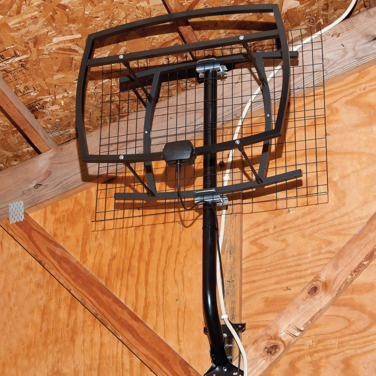 Antennas Direct ClearStream 5 Hi-VHF Outdoor TV Antenna - 3