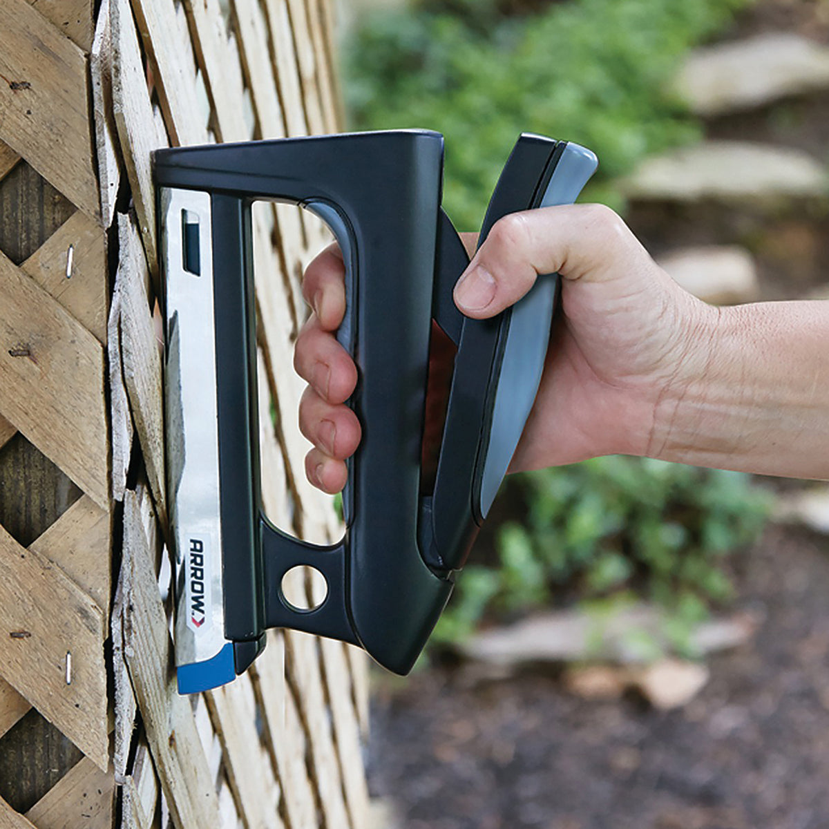 Arrow PowerShot Advanced Staple Gun and Nailer - 2