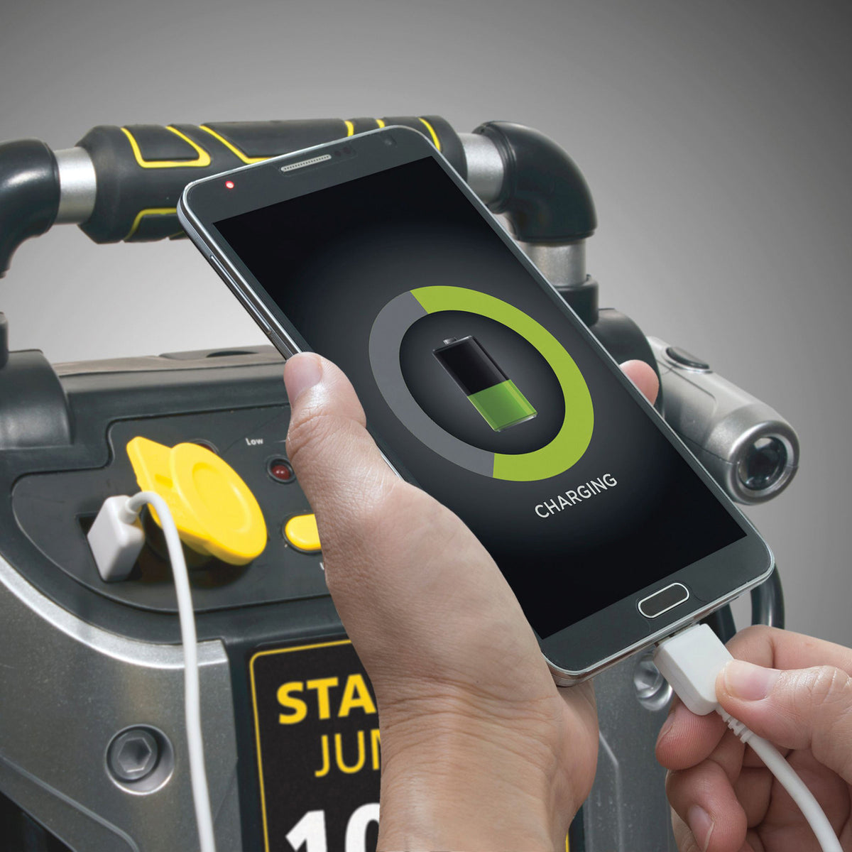 Stanley 1,000-Amp-Peak 12-Volt Rechargeable Jump Starter - 4
