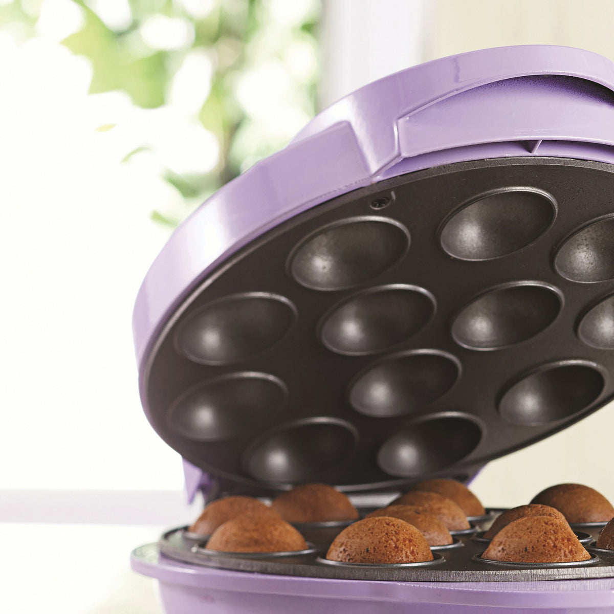 Brentwood Just for Fun Nonstick Electric Cake Pop Maker - 13