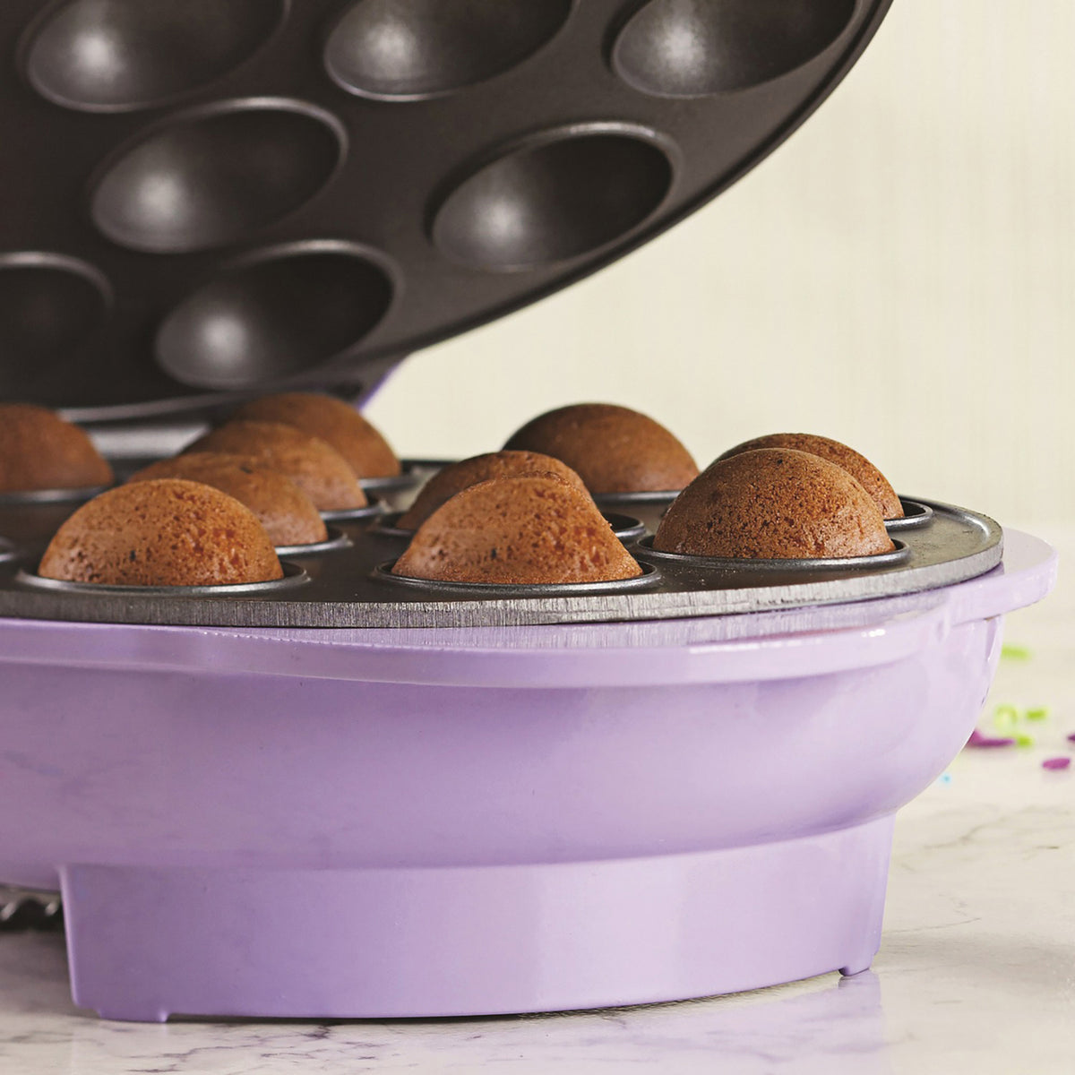 Brentwood Just for Fun Nonstick Electric Cake Pop Maker - 16
