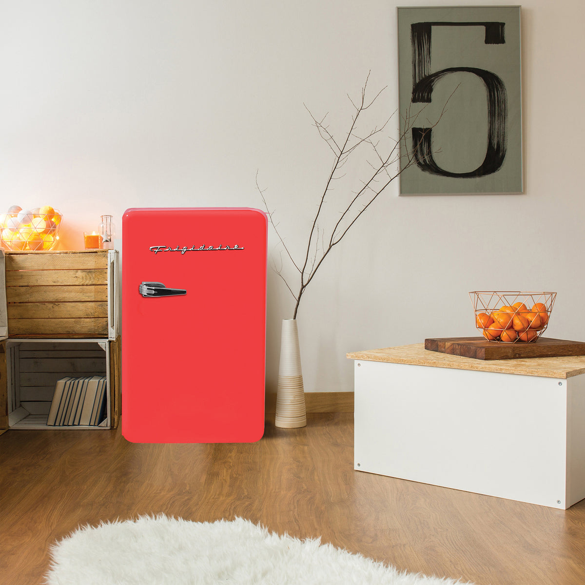 Frigidaire 3.2-Cu.-Ft. 60-Watt Retro Compact Refrigerator (Red) - 6