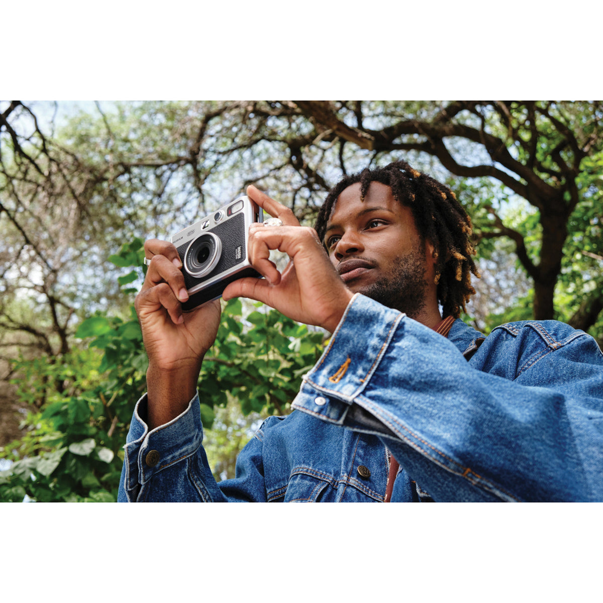 Fujifilm Instax Mini Evo Hybrid Instant Camera (Black) - 11