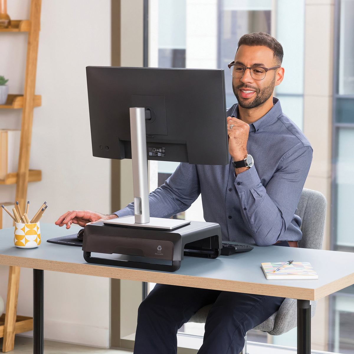 Fellowes Breyta Ergonomic Monitor Riser (Black) - 5