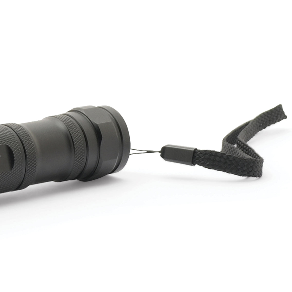 Cyclops 700-Lumen Steropes Rechargeable Aluminum LED Flashlight - 4