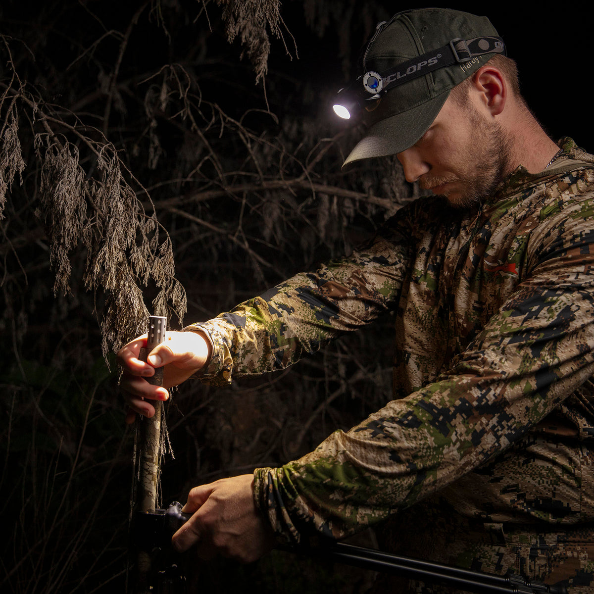 Cyclops 2,000-Lumen Poseidon Rechargeable LED Headlamp - 2