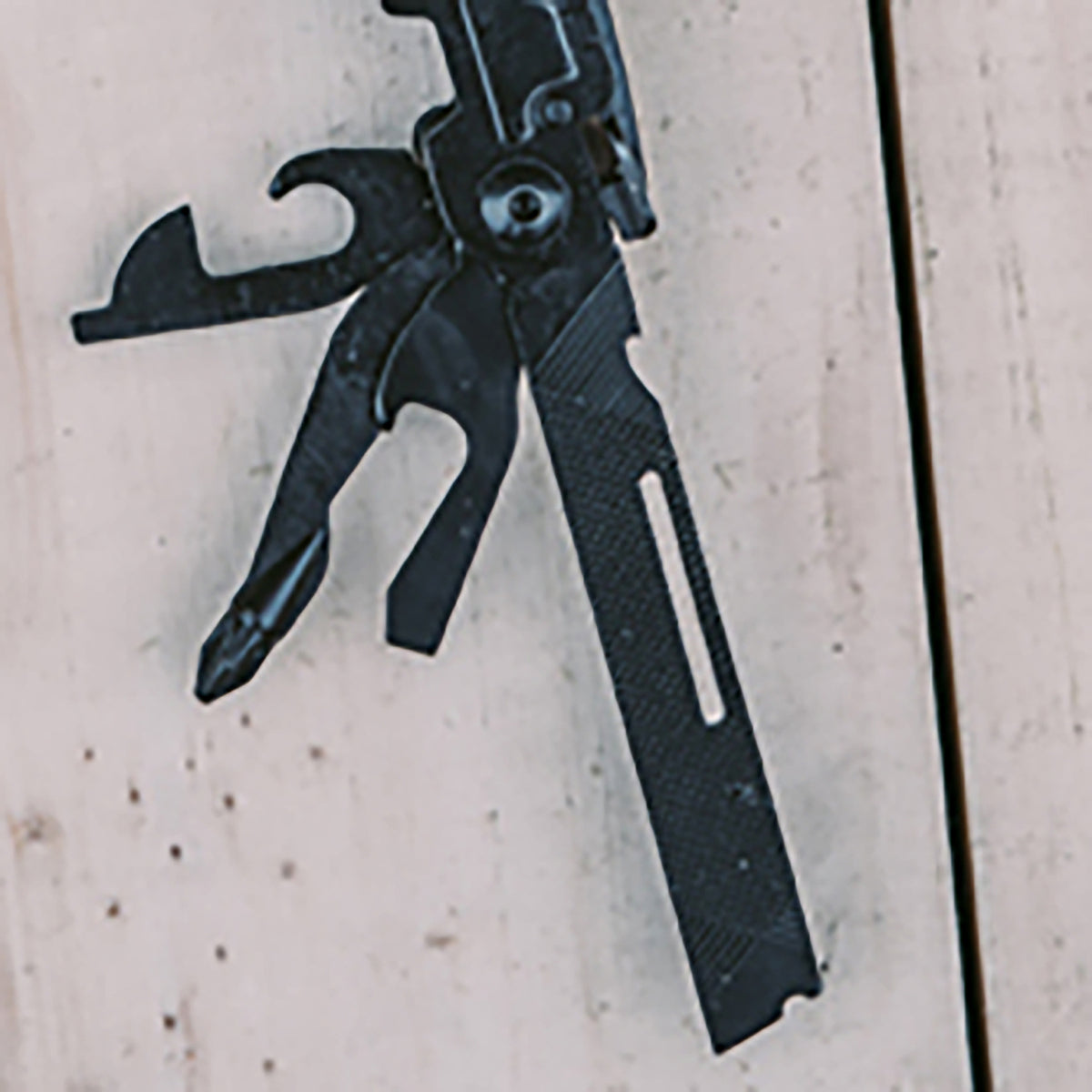 SOG PowerAccess 18-in-1 Multi-Tool (Black) - 7