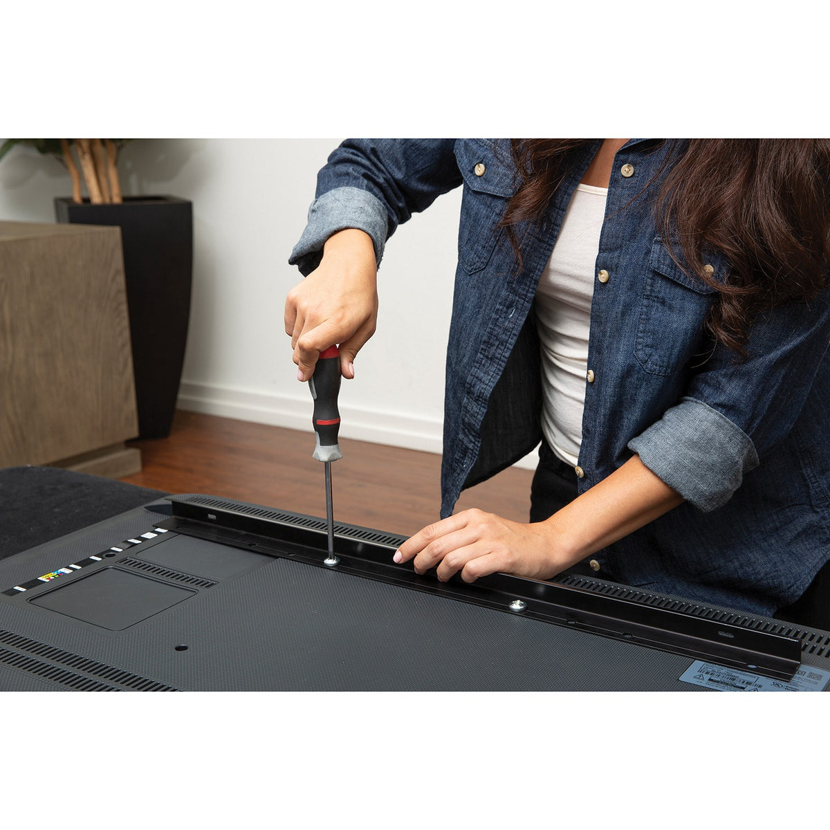 Hangman 32-In. to 80-In. All-Surface Walldog TV Hanger