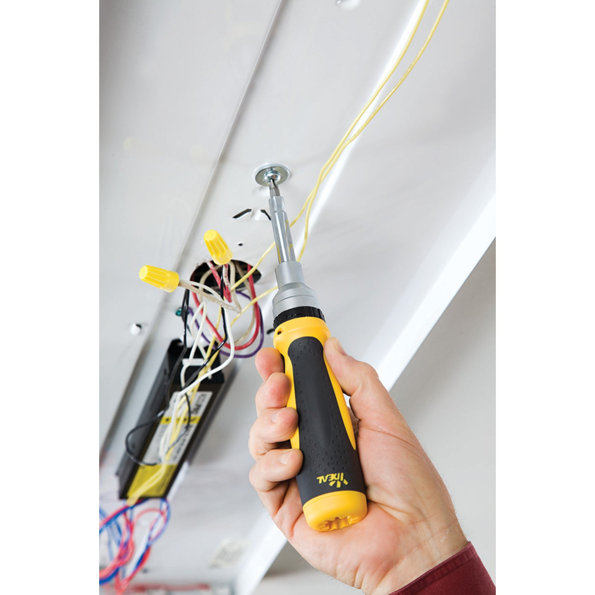 Ideal 21-in-1 Twist-A-Nut Ratcheting Screwdriver - 4