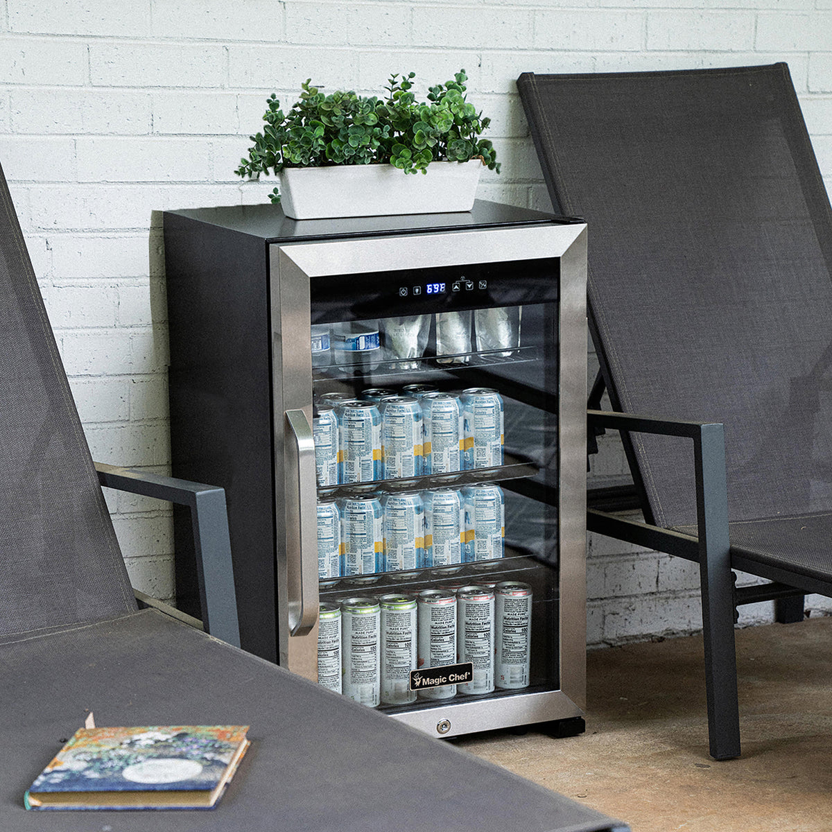 Magic Chef 83-Can Mini Fridge for Commercial Countertop Use