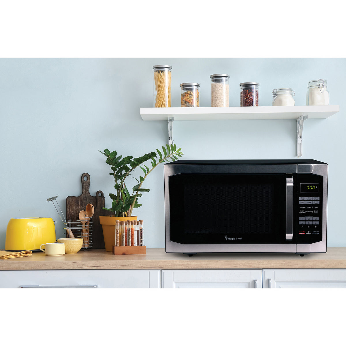 Magic Chef 1.6 Cubic-ft Countertop Microwave (Stainless Steel) - 2