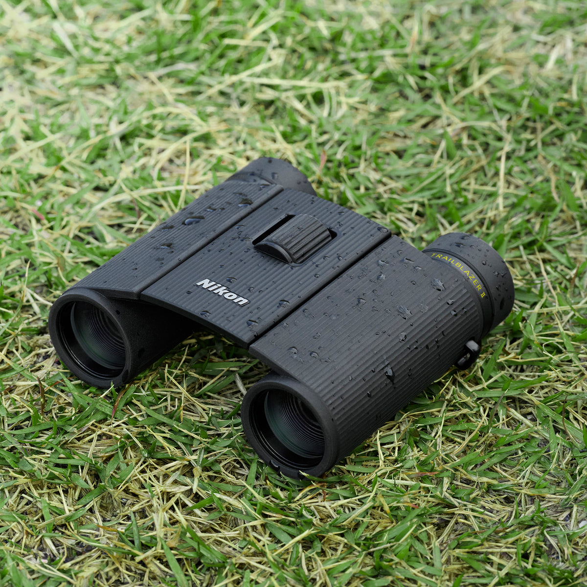 Nikon Trailblazer II Compact Waterproof 10x25 Binoculars - 4