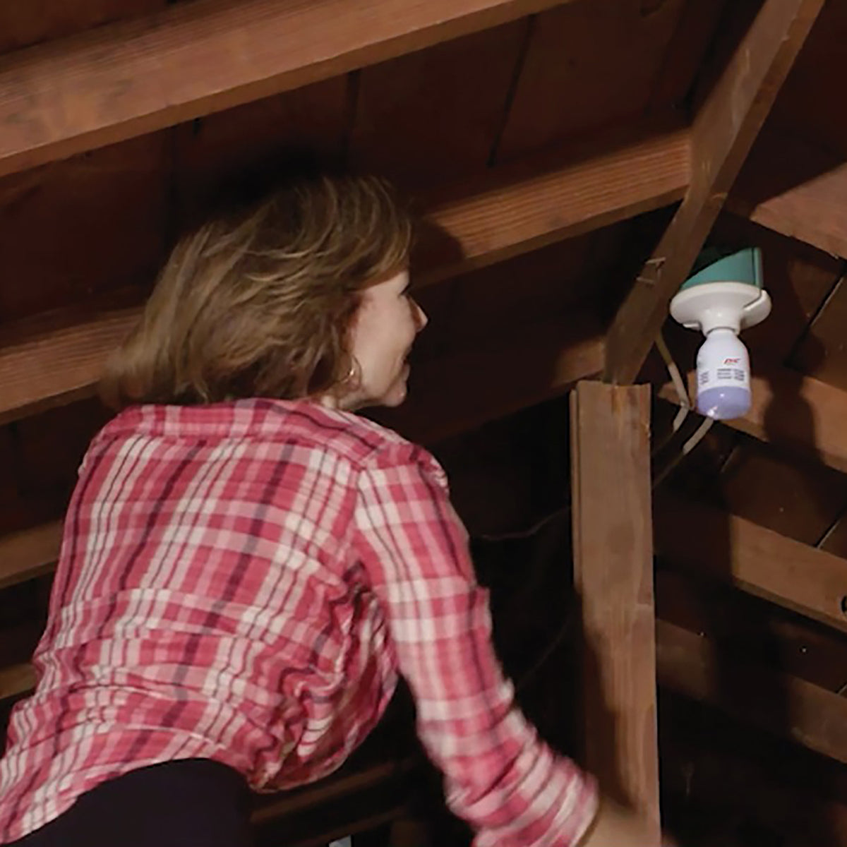 PIC Rodent Repeller LED Bulb - 2