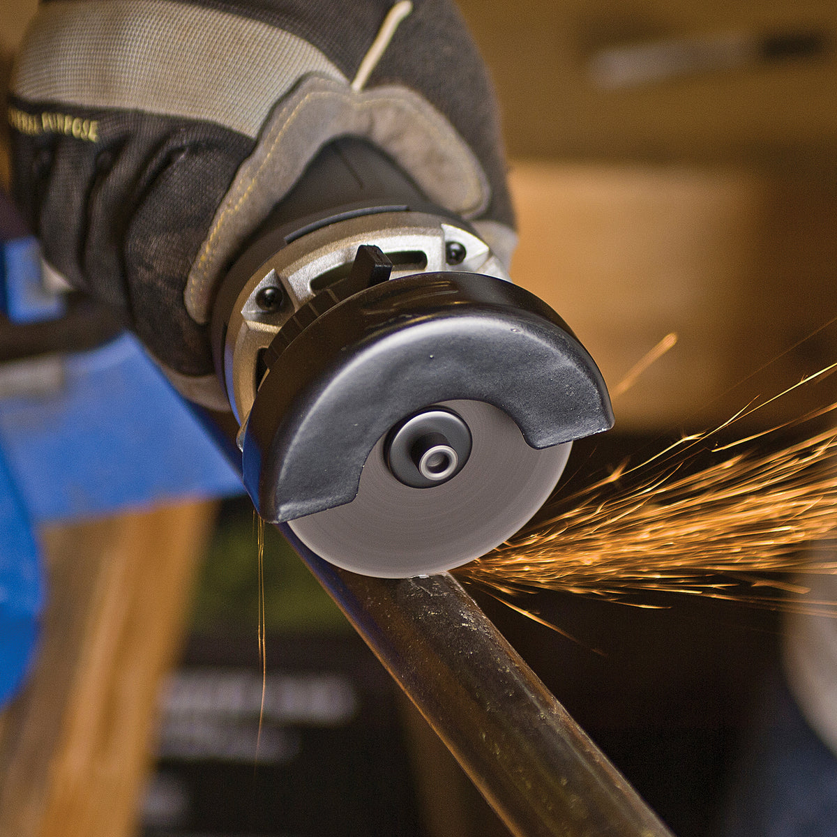 Genesis 3.5-Amp 3-In. High-Speed Cutoff Tool - 4