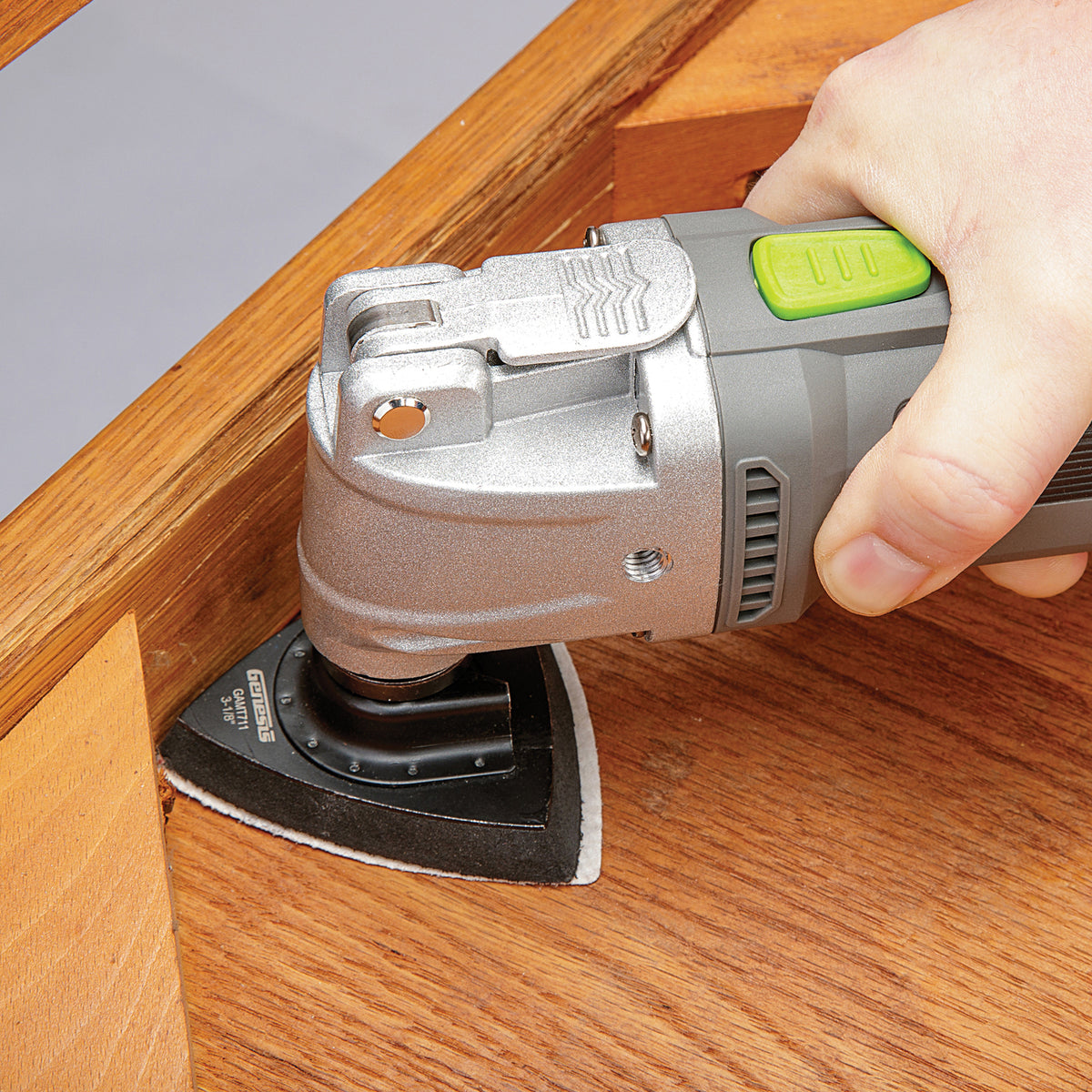 Genesis 3.5-Amp Variable-Speed Oscillating Multi-Tool Kit - 7