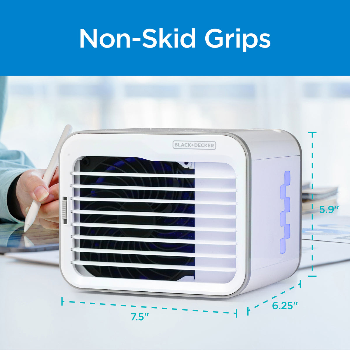 BLACK+DECKER 3-Speed Portable USB-Powered Desktop Evaporative Air Cooler - 9