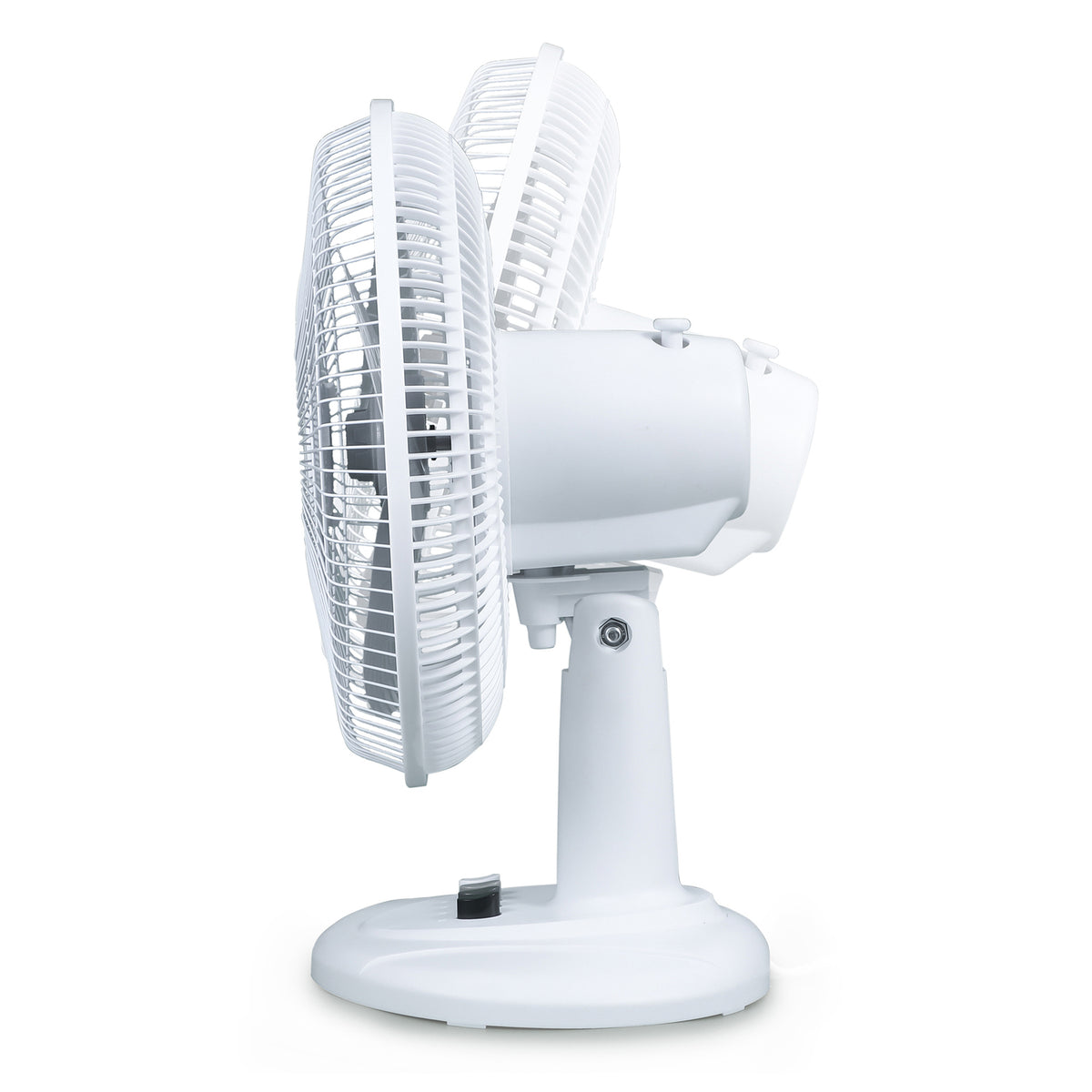 BLACK+DECKER 12-In. 3-Speed Oscillating Portable Table Fan - 11