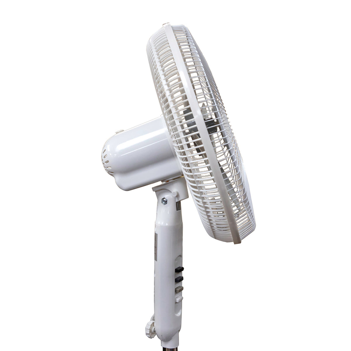 Seasons Comfort 16-In. 3-Speed Oscillating Fan